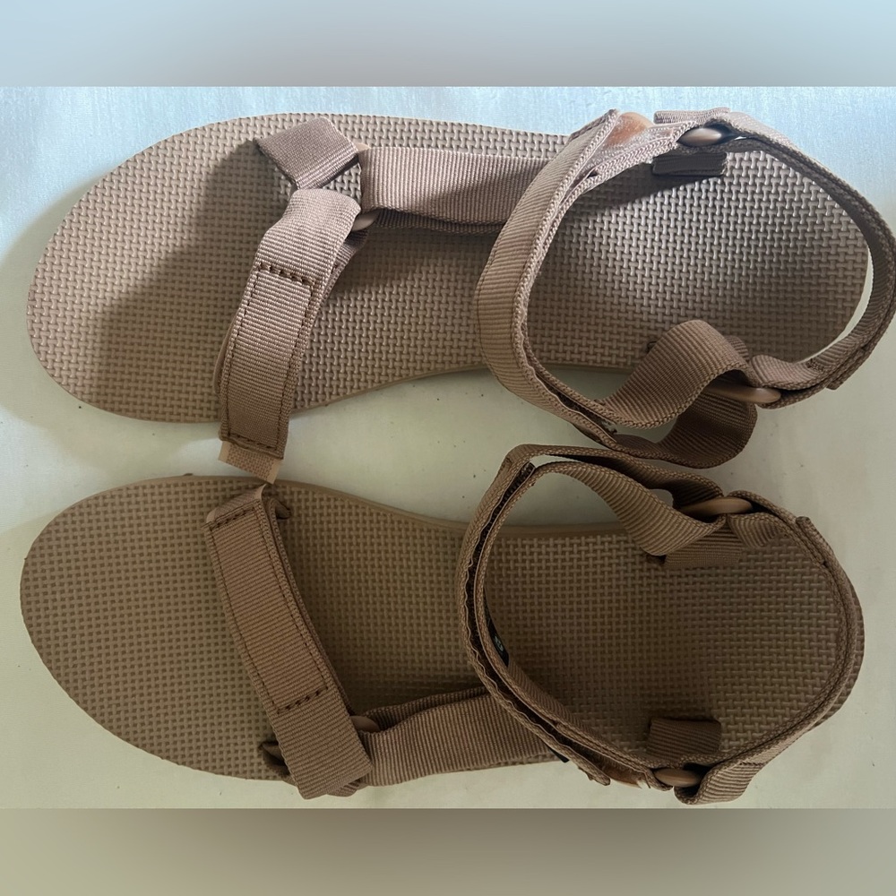 Teva Women's Original Universal Sandals - Brown NWT